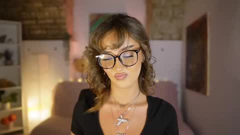 Snapshot of clara_smile chatting on 21, 2, 2025 Clara smile online show from 21, 2, 2025