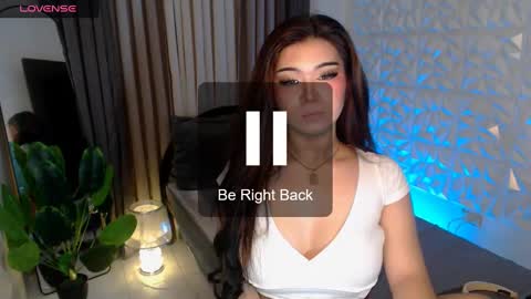 Snapshot of claraakhasova chatting on 17, 12, 2024 Samantha online show from 17, 12, 2024