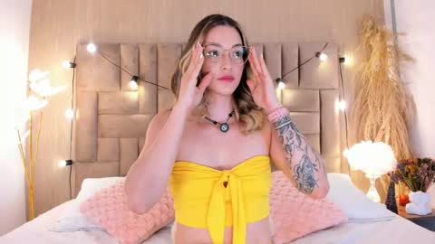 Clara del mar online show from 24, 4, 2026