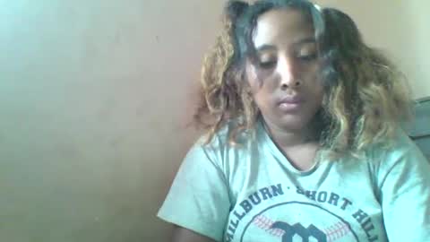 Snapshot of clarah0123 chatting on 17, 2, 2025 Clarah0123 online show from 17, 2, 2025