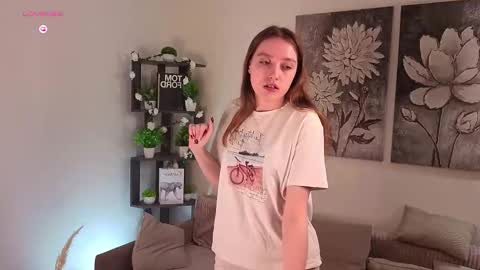 Lora online show from 16, 2, 2026