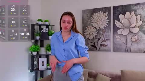 Lora online show from 5, 3, 2026