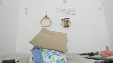 Snapshot of clarise_cooper chatting on 7, 10, 2025 clarise_cooper online show from 7, 10, 2025