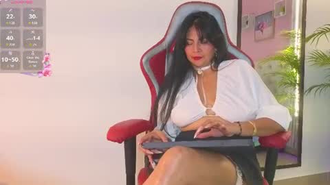 clariss_brown online show from 17, 6, 2026