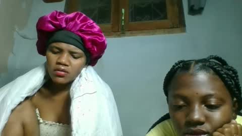 Snapshot of clarisse98 chatting on 20, 10, 2025 clarisse98 online show from 20, 10, 2025