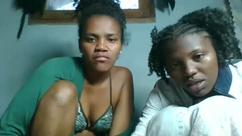 Snapshot of clarisse98 chatting on 27, 10, 2025 clarisse98 online show from 27, 10, 2025