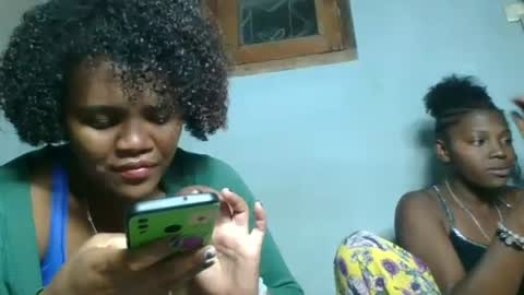 Snapshot of clarisse98 chatting on 28, 10, 2025 clarisse98 online show from 28, 10, 2025