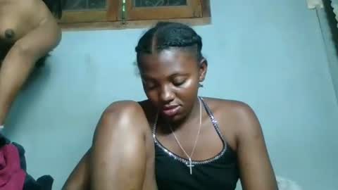 Snapshot of clarisse98 chatting on 29, 10, 2025 clarisse98 online show from 29, 10, 2025