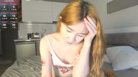 Snapshot of clarity_yumi chatting on 19, 9, 2025 Yumi online show from 19, 9, 2025