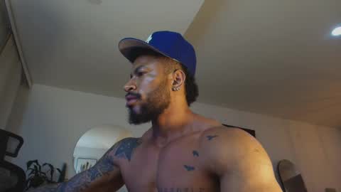 Snapshot of clark_strong chatting on 16, 5, 2026 clark_strong online show from 16, 5, 2026