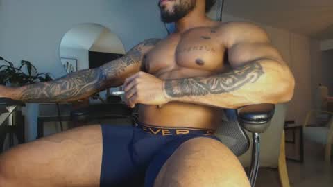 Snapshot of clark_strong chatting on 1, 6, 2026 clark_strong online show from 1, 6, 2026