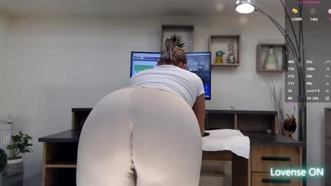 Deea xxx online show from 20, 1, 2025