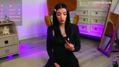 Snapshot of classybarby__ chatting on 23, 10, 2025 Velma online show from 23, 10, 2025