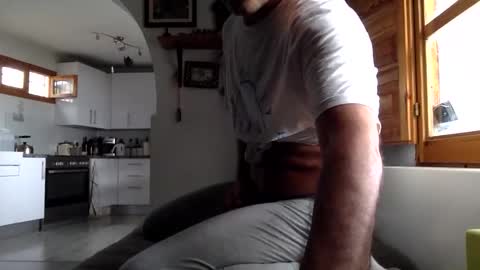 Snapshot of claudi779 chatting on 12, 10, 2025 claudi779 online show from 12, 10, 2025