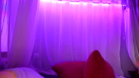 Claudia Cyberfox and Elon online show from 21, 2, 2025