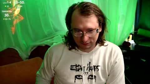 Claudia Cyberfox and Elon online show from 12, 4, 2026