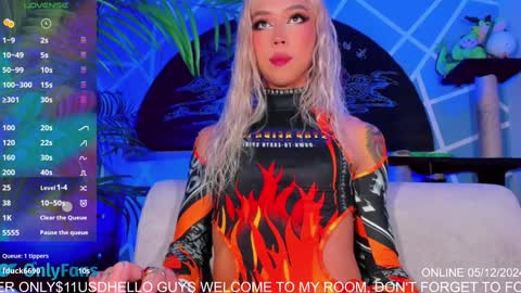 Snapshot of claudia_cooper chatting on 6, 12, 2024 online show from 6, 12, 2024