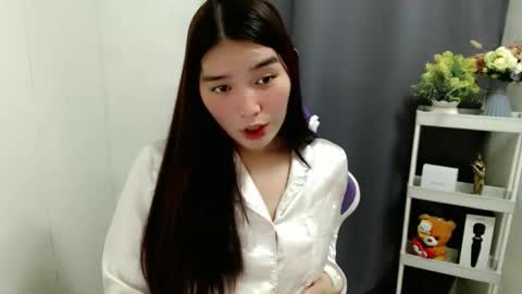 Snapshot of claudia_slut chatting on 19, 10, 2025 Claudia online show from 19, 10, 2025
