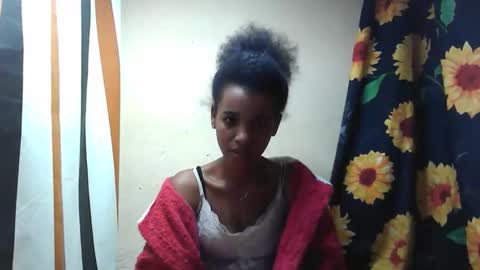 Snapshot of claudiannah chatting on 8, 10, 2025 claudianne online show from 8, 10, 2025