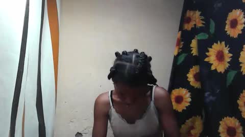 Snapshot of claudiannah chatting on 22, 10, 2025 claudianne online show from 22, 10, 2025