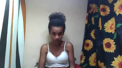 Snapshot of claudiannah chatting on 27, 10, 2025 claudianne online show from 27, 10, 2025