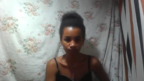 Snapshot of claudiannah chatting on 6, 11, 2025 claudianne online show from 6, 11, 2025