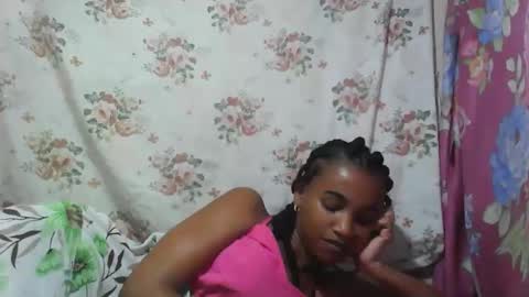 Snapshot of claudiannah chatting on 13, 11, 2025 claudianne online show from 13, 11, 2025