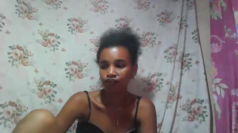 Snapshot of claudiannah chatting on 25, 11, 2025 claudianne online show from 25, 11, 2025