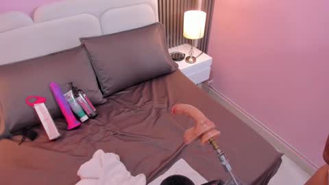 clauwdeen  wolf online show from 26, 9, 2025