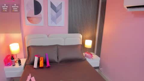 clauwdeen  wolf online show from 12, 11, 2025