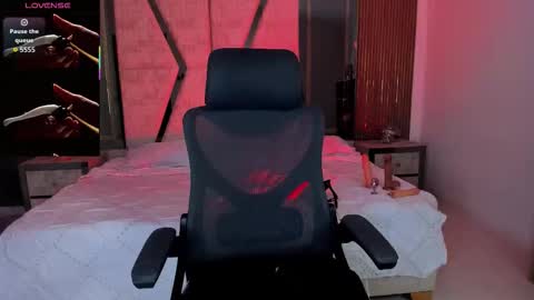 Snapshot of cleeoadams_ chatting on 8, 10, 2025 Cleo Adams online show from 8, 10, 2025