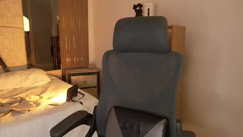 Snapshot of cleeoadams_ chatting on 3, 12, 2025 Cleo Adams online show from 3, 12, 2025