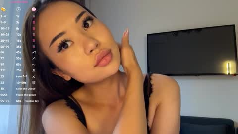 Snapshot of clemenciakempa chatting on 30, 5, 2026 Lili online show from 30, 5, 2026