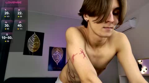 Snapshot of cleo_stringer_ chatting on 2, 11, 2025 Cleo online show from 2, 11, 2025