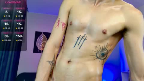 Snapshot of cleo_stringer_ chatting on 25, 11, 2025 Cleo online show from 25, 11, 2025