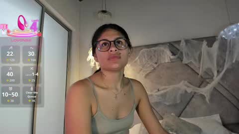 Snapshot of cleopatraa1 chatting on 12, 10, 2025 Cleopatra online show from 12, 10, 2025