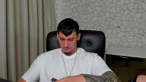 Snapshot of clintmasterss chatting on 4, 7, 2026 ClintMasterss online show from 4, 7, 2026