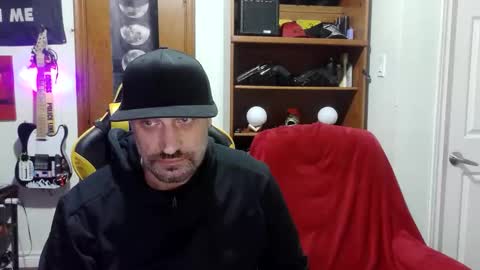 Snapshot of clintwood12 chatting on 12, 1, 2026 chad online show from 12, 1, 2026