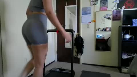 Snapshot of clioenchants chatting on 5, 2, 2025 High Queen Clio online show from 5, 2, 2025