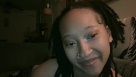 Snapshot of clioenchants chatting on 18, 2, 2025 High Queen Clio online show from 18, 2, 2025