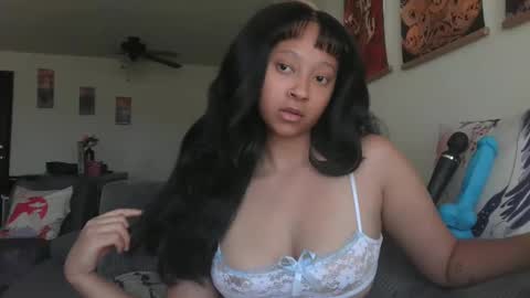 Snapshot of clioenchants chatting on 10, 3, 2025 High Queen Clio online show from 10, 3, 2025