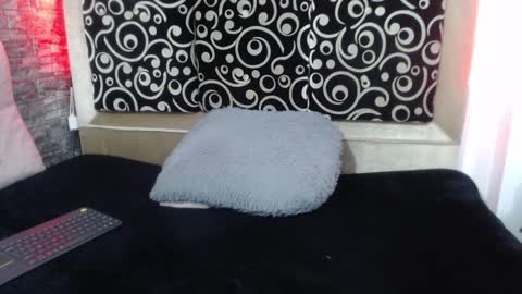 cloe66 online show from 7, 1, 2025