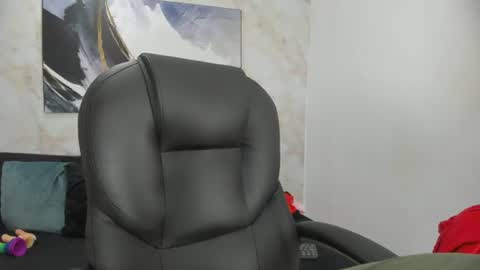 Snapshot of cloe_amazingg chatting on 25, 6, 2026 Cloe online show from 25, 6, 2026