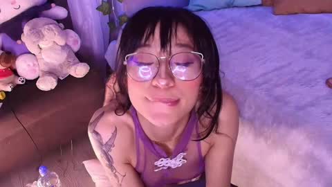 Snapshot of cloe_leeee chatting on 20, 12, 2025 Cloe Leeee online show from 20, 12, 2025