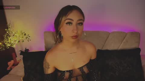 Snapshot of cloe_martinezz_ chatting on 19, 6, 2026 cloe_martinezz_ online show from 19, 6, 2026
