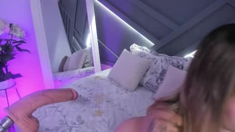 Snapshot of cloe_palmeer chatting on 3, 11, 2025 cloe_palmeer online show from 3, 11, 2025