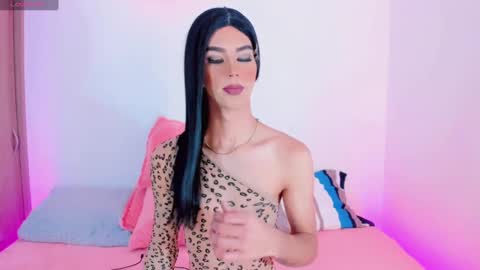 CLOE REMINTON online show from 11, 2, 2025