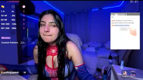 Snapshot of cloe_small08 chatting on 4, 10, 2025 cloe small online show from 4, 10, 2025