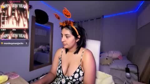 Snapshot of cloe_small08 chatting on 21, 10, 2025 cloe small online show from 21, 10, 2025