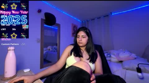 Snapshot of cloe_small08 chatting on 12, 11, 2025 cloe small online show from 12, 11, 2025